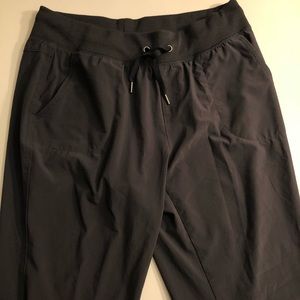 Ankle length Athleta joggers